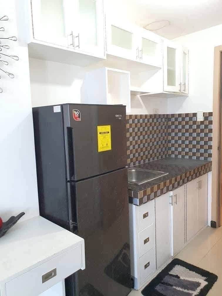 FOR RENT: ₱15,000/month. | Inclusive condo dues. - photo 2
