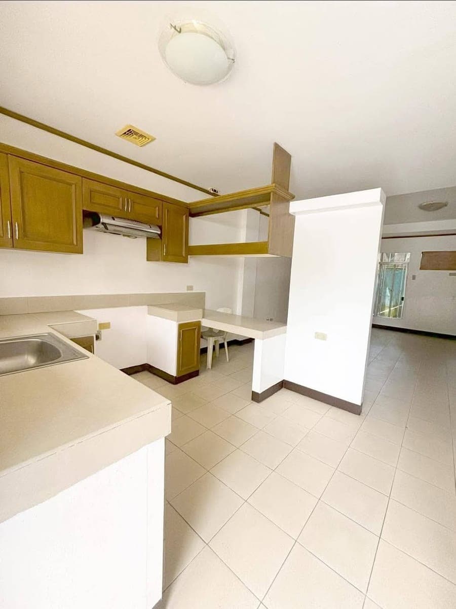 🏡 AVAILABLE SOON – Spacious Studio Apartment for Rent! - photo 4
