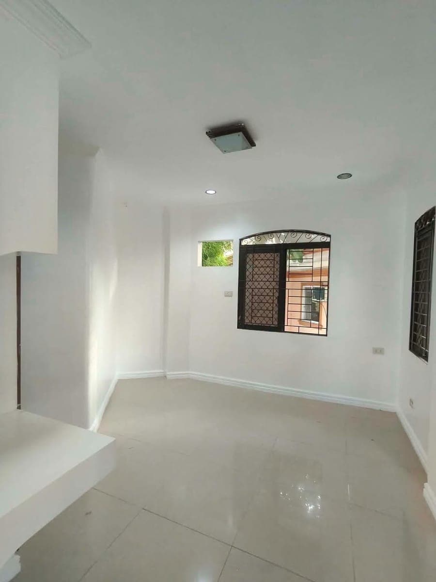 HOUSE FOR RENT‼️🍒newly repaint - photo 3