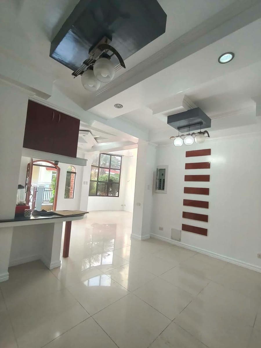HOUSE FOR RENT‼️🍒newly repaint - photo 4
