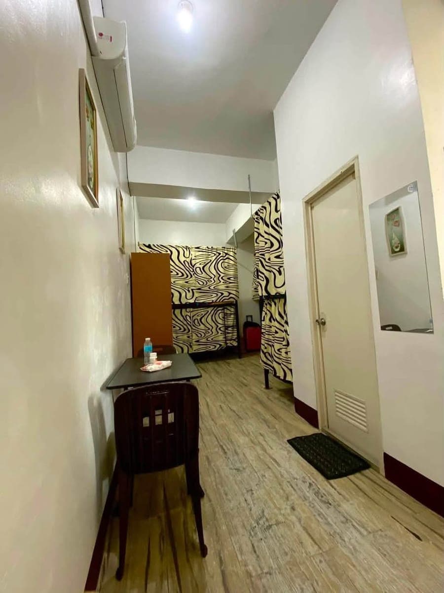 BEDSPACE for GIRLS ONLY‼️(upper available) - photo 1