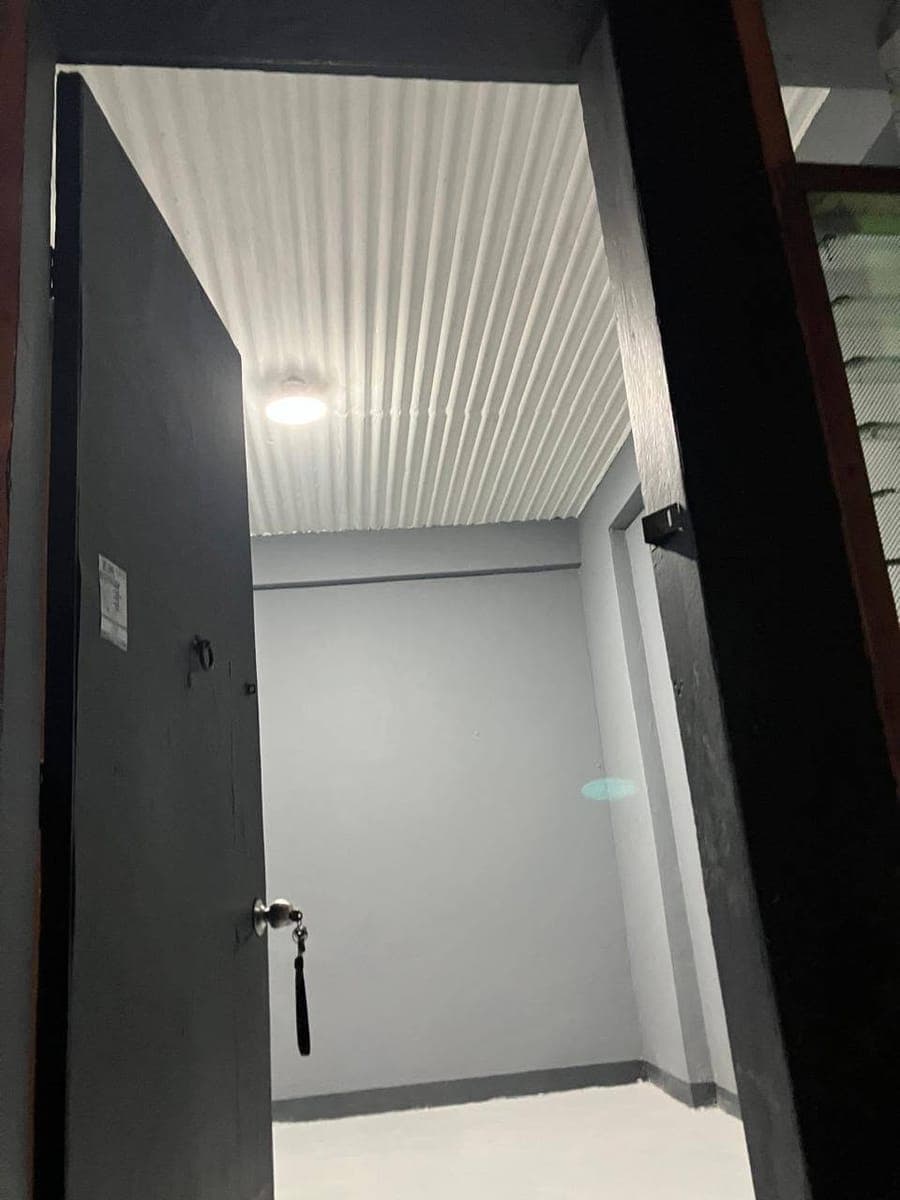 ROOM 4 RENT - photo 1