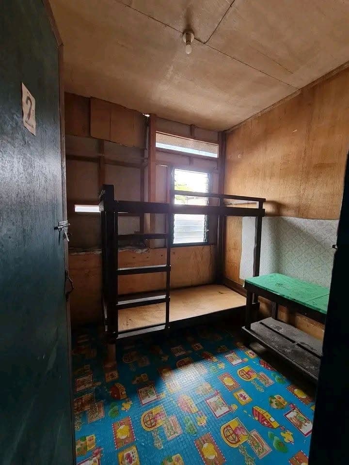 ROOM FOR RENT!! straight monthly 1800 only - photo 2