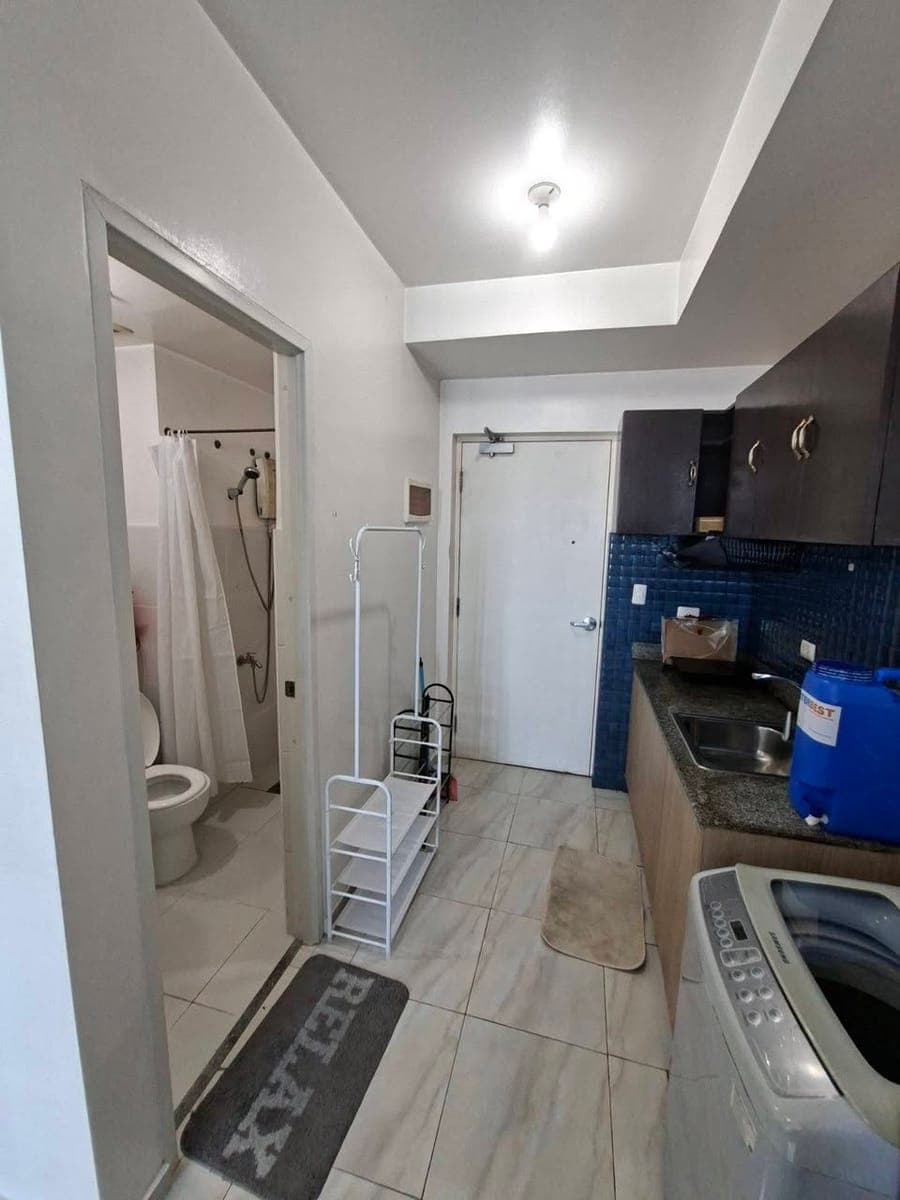 LINEAR MAKATI CONDO - photo 5