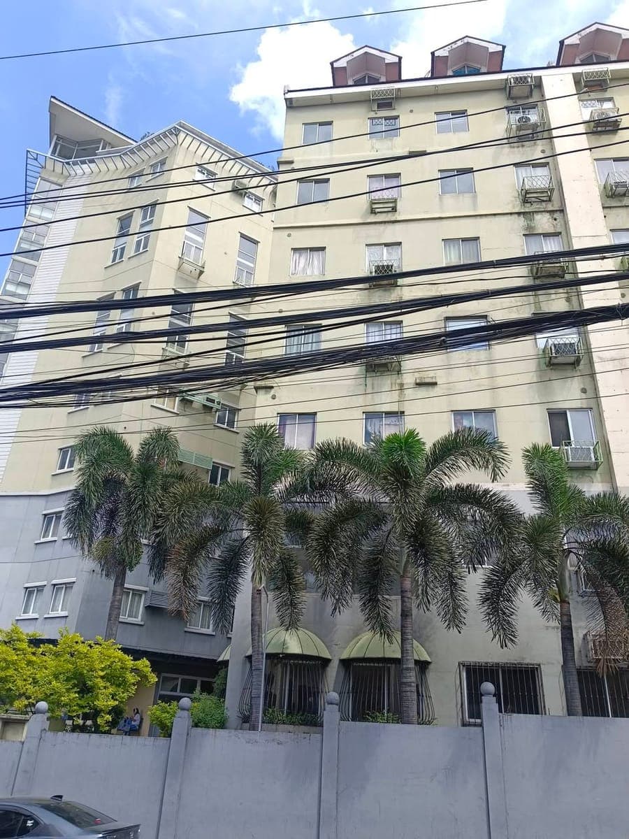 For Rent: 1-Bedroom Condo Unit at Francesca Residences - photo 1