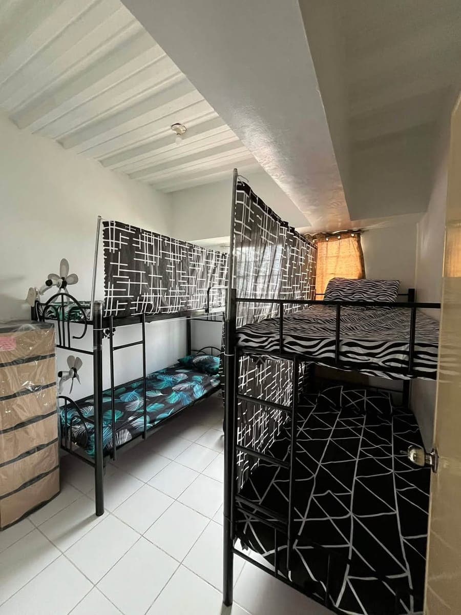 🛏️ Bedspace Available for MALE only! 👦 - photo 5