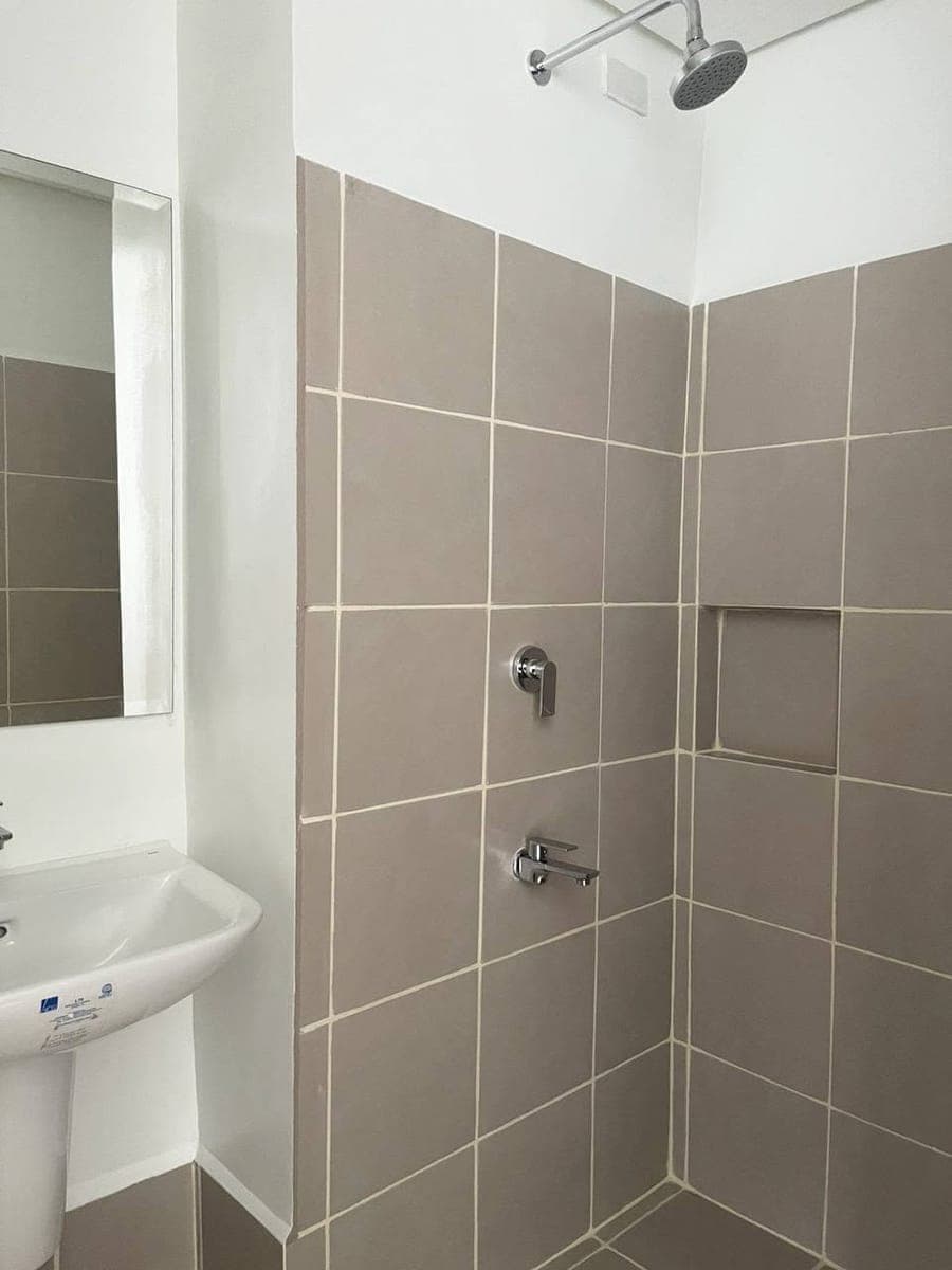 14k-mo./2+1/Quantum residences Taft,Pasay City/23sqm/Bare/26flr/1-2px/Nopet/PMme - photo 2
