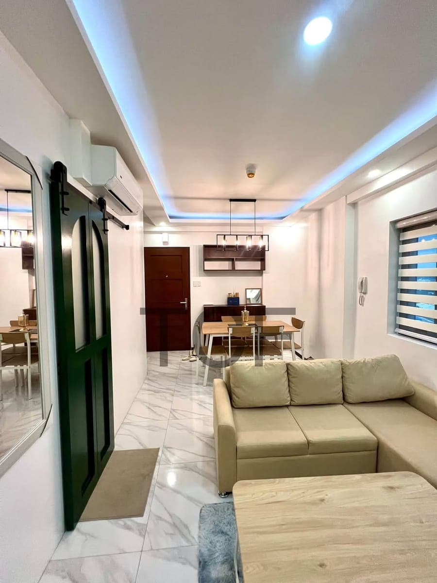 FOR RENT: 2-BR UNIT w/ BALCONY - photo 1