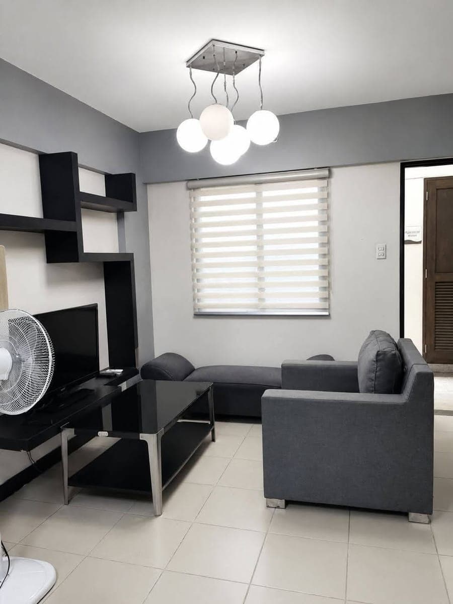 🏡 FOR RENT | 2-BEDROOM WITH BALCONY ✨ FULLY FURNISHED - photo 2