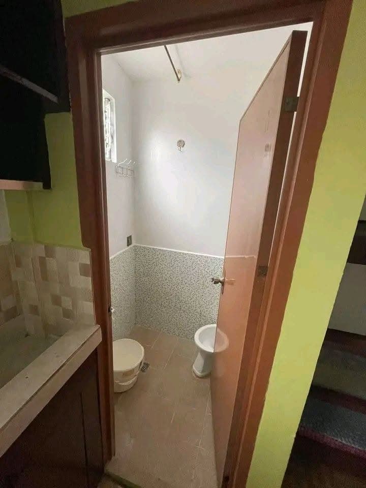ROOM FOR RENT with: - photo 1