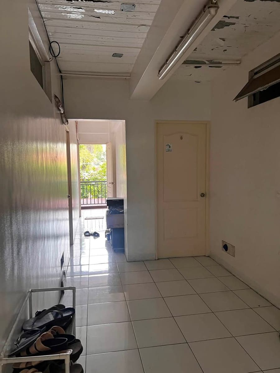STUDIO APARTMENT FOR RENT /  ₱10,000 MONTHLY - photo 1