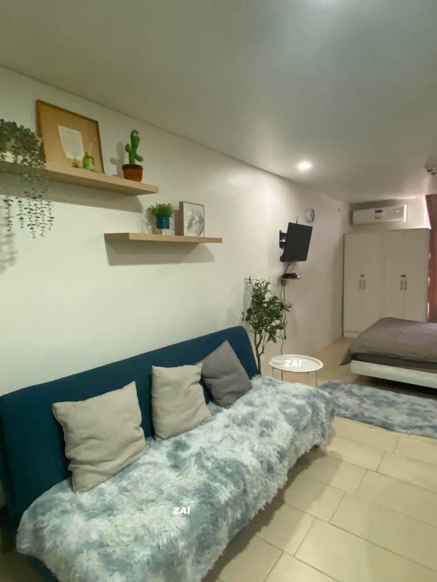 FOR RENT/LEASE: - photo 1