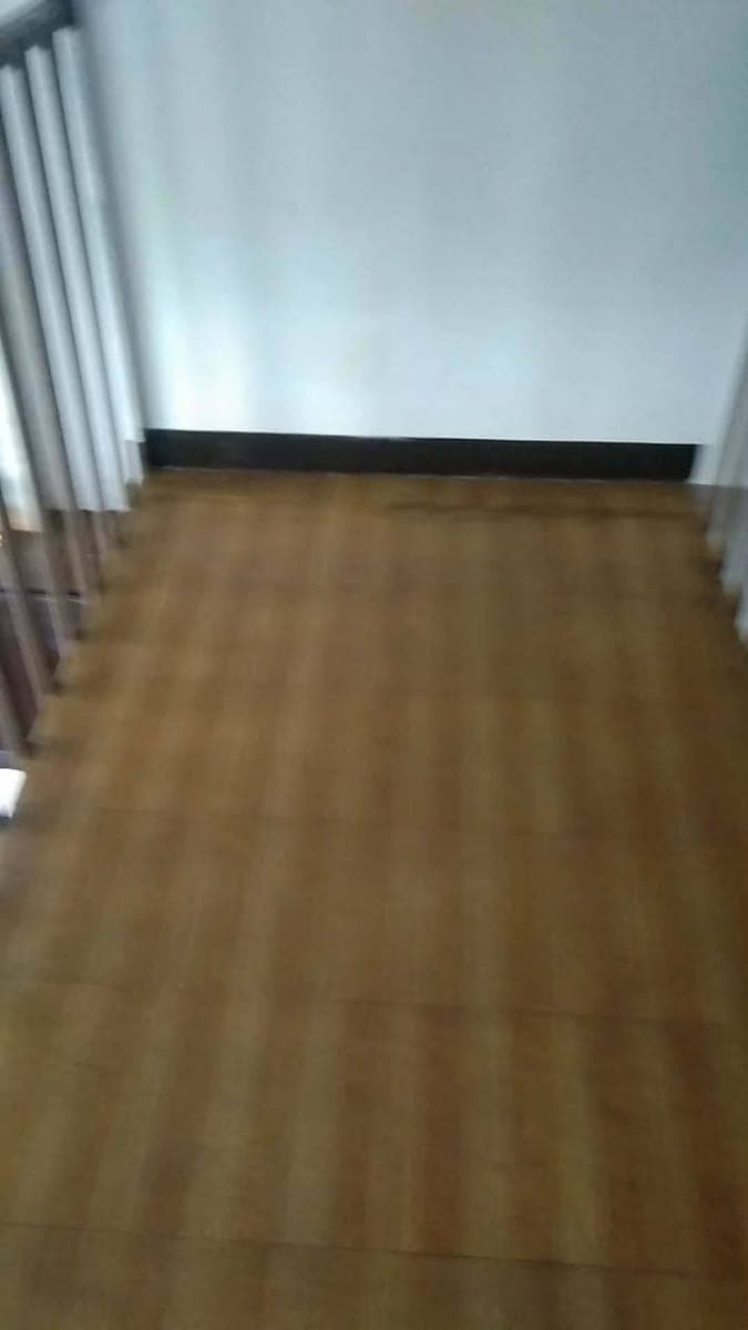 Room for rent (mezzanine / loft type) available now!!! - photo 3