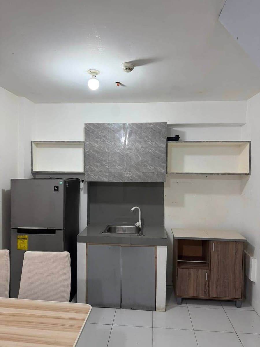 FOR RENT – 2-Bedroom Loft-Type Fully Furnished Condo - Isabelle De Valenzuela Condominium - photo 2
