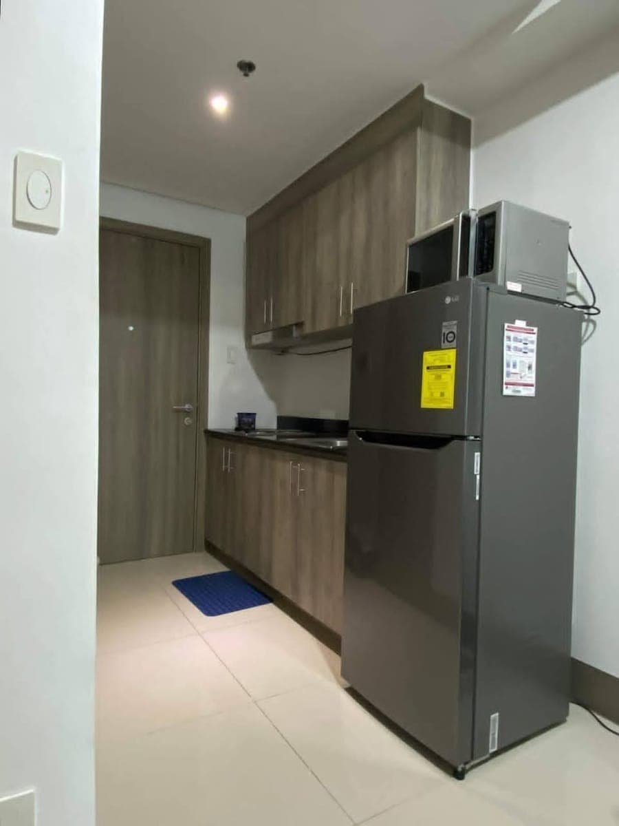 FOR RENT: 22k inclusive assoc dues/ with internet - photo 3