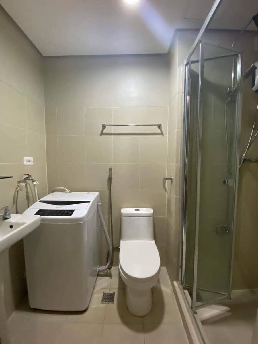 FOR RENT: 22k inclusive assoc dues/ with internet - photo 5