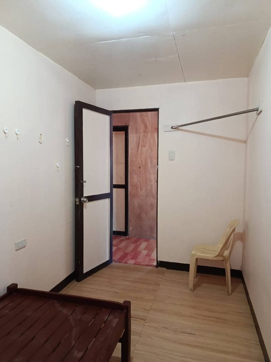 Room for rent - photo 1