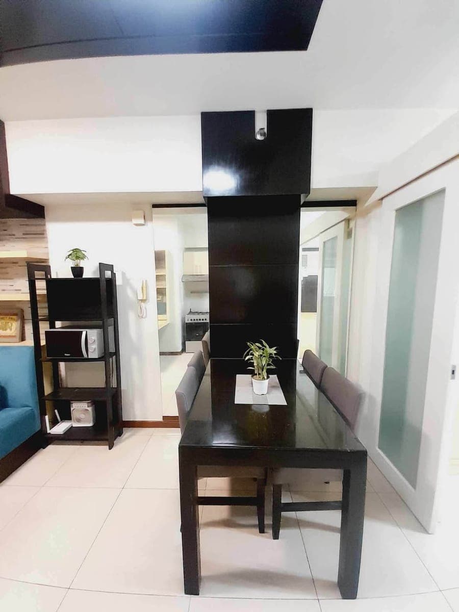 🔑 Move-in Ready 🌇The column - photo 1