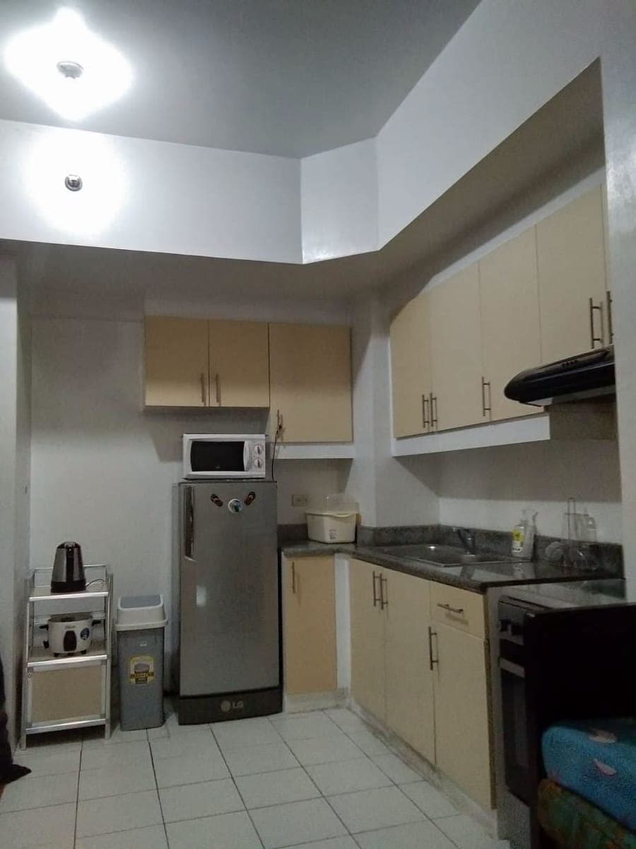 Three Adriatico Place - photo 1