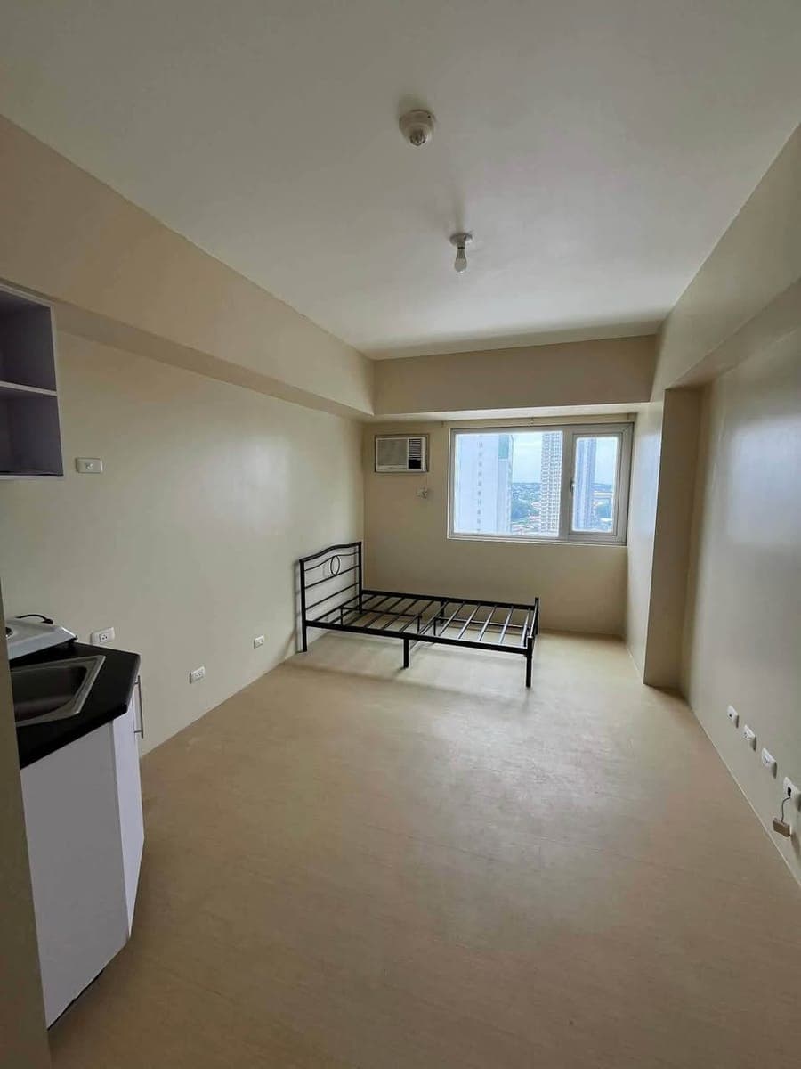 STUDIO UNIT FOR RENT | PM IF INTERESTED - photo 3