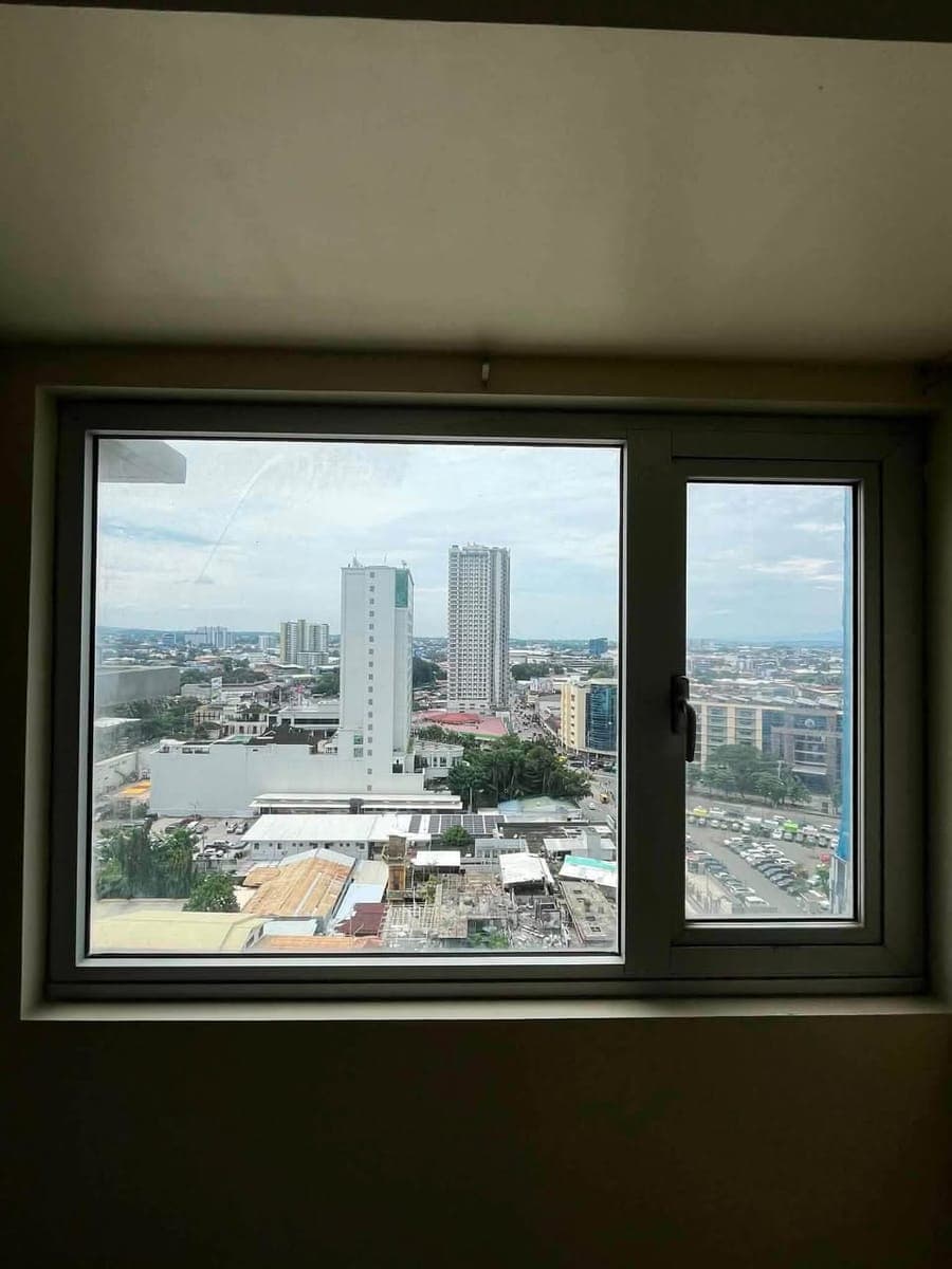 STUDIO UNIT FOR RENT | PM IF INTERESTED - photo 4