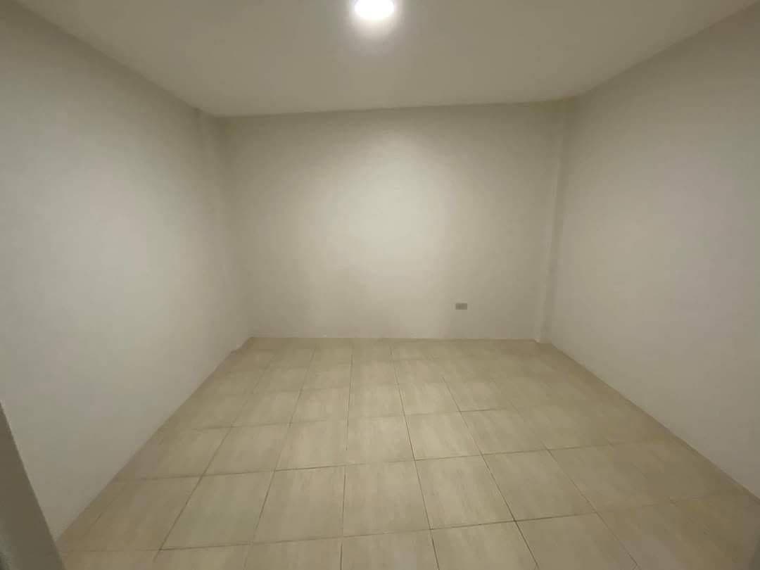 3RD FLOOR  1 bedroom - photo 4