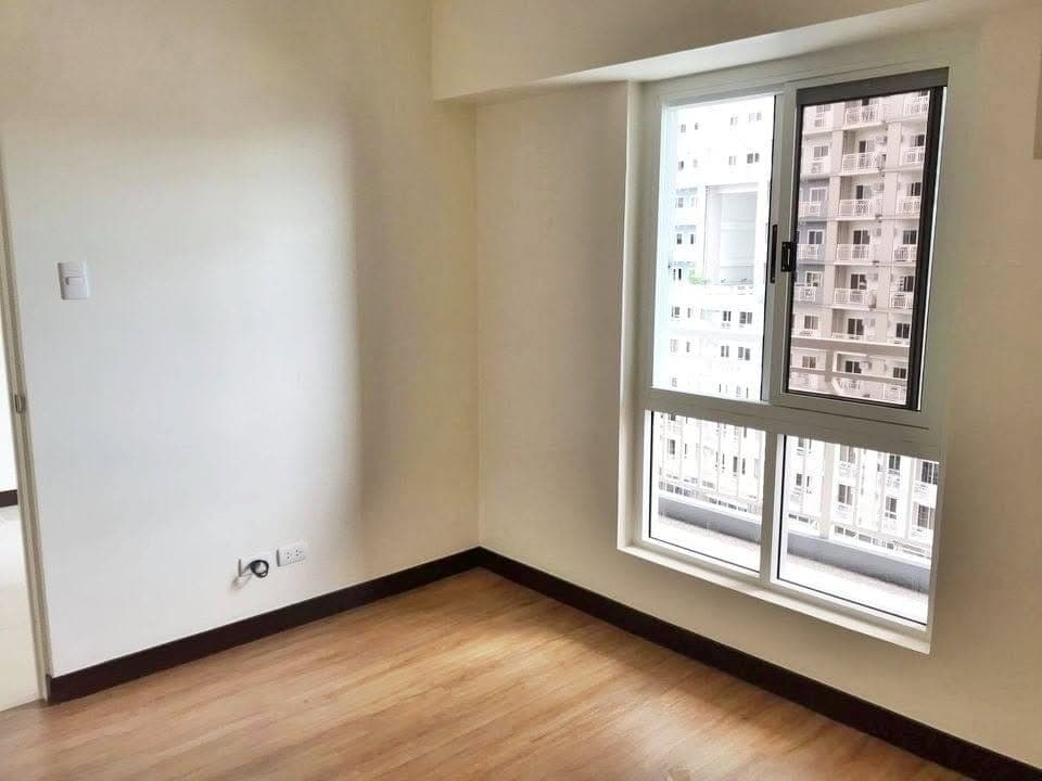 Lumiere Residences (North Tower) – 2BR for Urgent Sale (Serious Seller) - photo 3