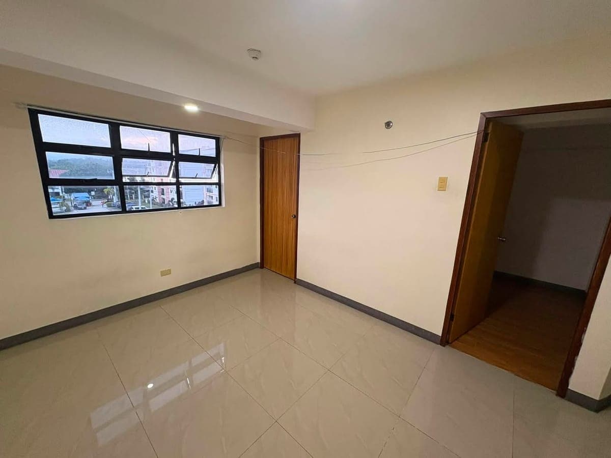 🏠 2BR condo for rent 11k monthly - photo 1