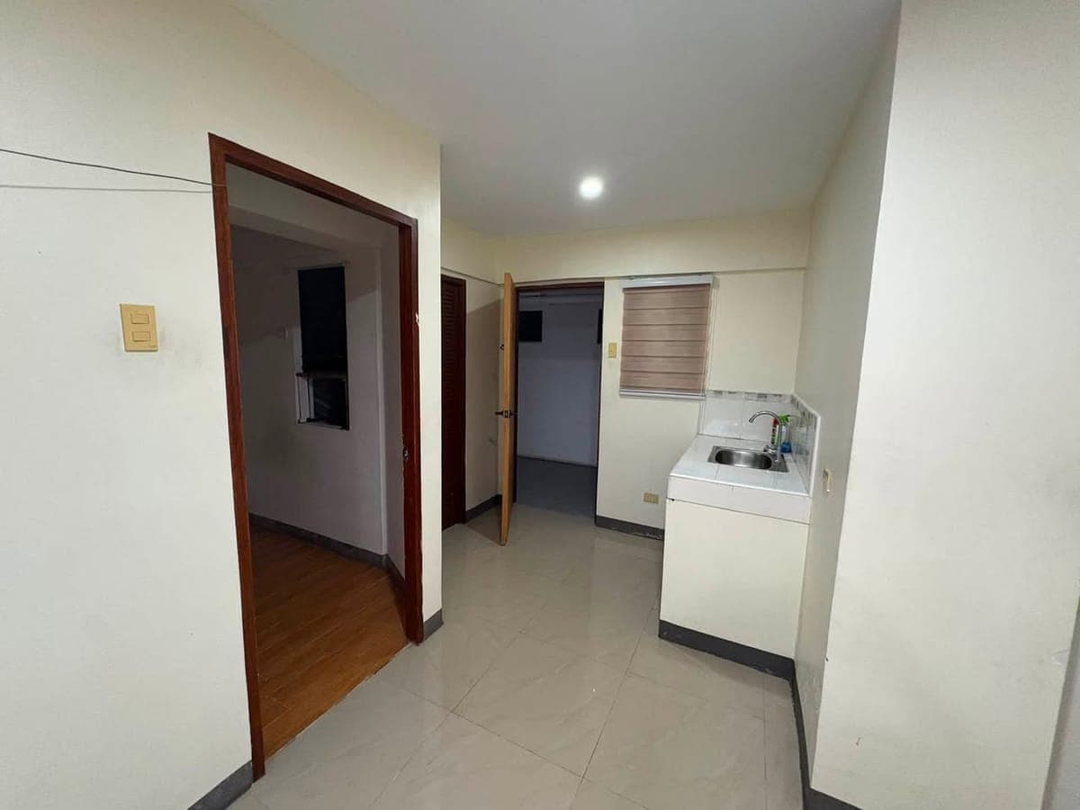 🏠 2BR condo for rent 11k monthly - photo 3