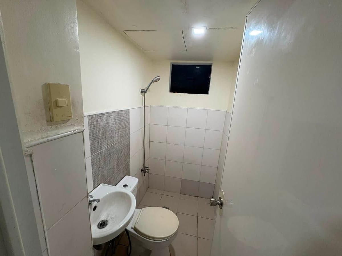 🏠 2BR condo for rent 11k monthly - photo 5