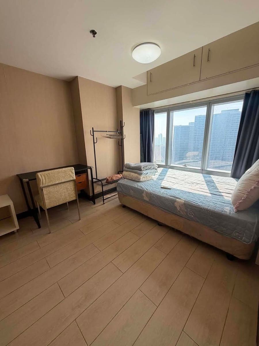 **🏙 FOR LEASE / RENT** - photo 2
