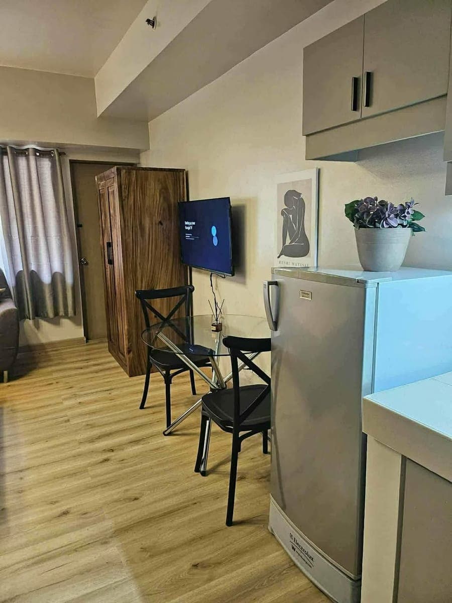 🏙️ For Rent  ▶️ Makati Executive tower🌇Dela rosa - photo 2