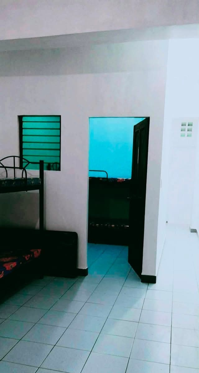 FEMALE BEDSPACE AVAILABLE - photo 4