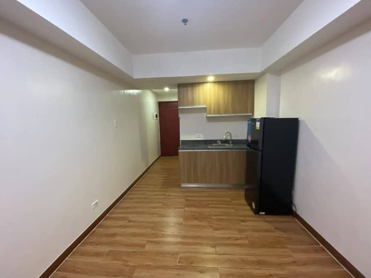 16k/mo. 1+1 Bayport West NAIA GardenResidences Pasay 1BR,30sqm 1-2pxPMme - photo 1