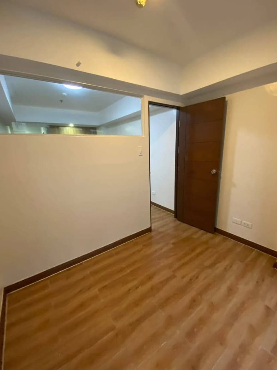 16k/mo. 1+1 Bayport West NAIA GardenResidences Pasay 1BR,30sqm 1-2pxPMme - photo 2