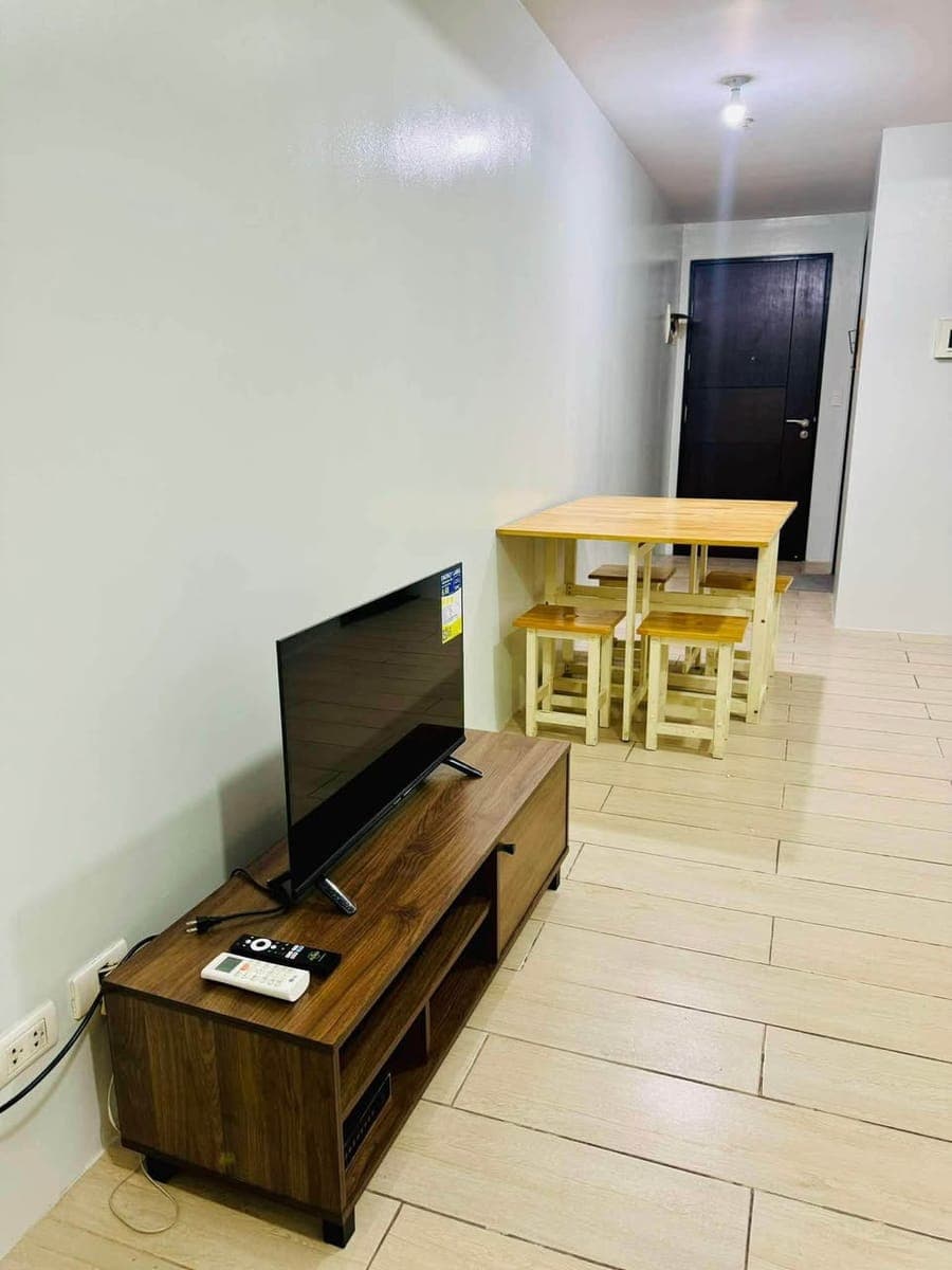 🏙️ For Rent  ▶️ 81 Newport  🌇Pasay City - photo 1