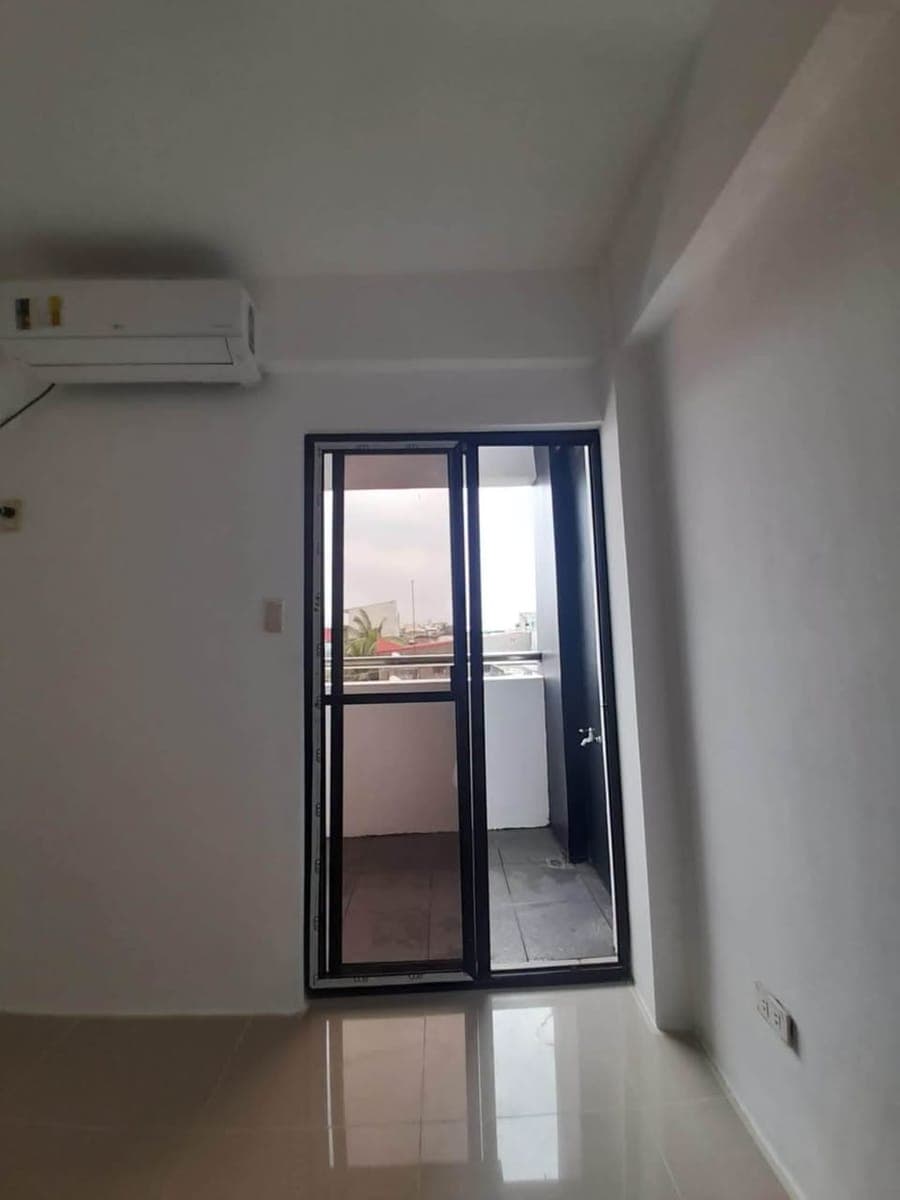 4 Storey Condo Type FOR RENT!!! - photo 4