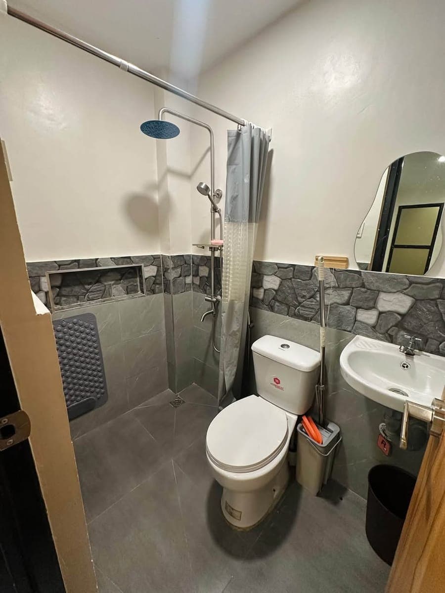Air-CONDITIONED 1 MALE BEDSPACE AVAILABLE ‼️ MAKATI/PASAY Area! - photo 5