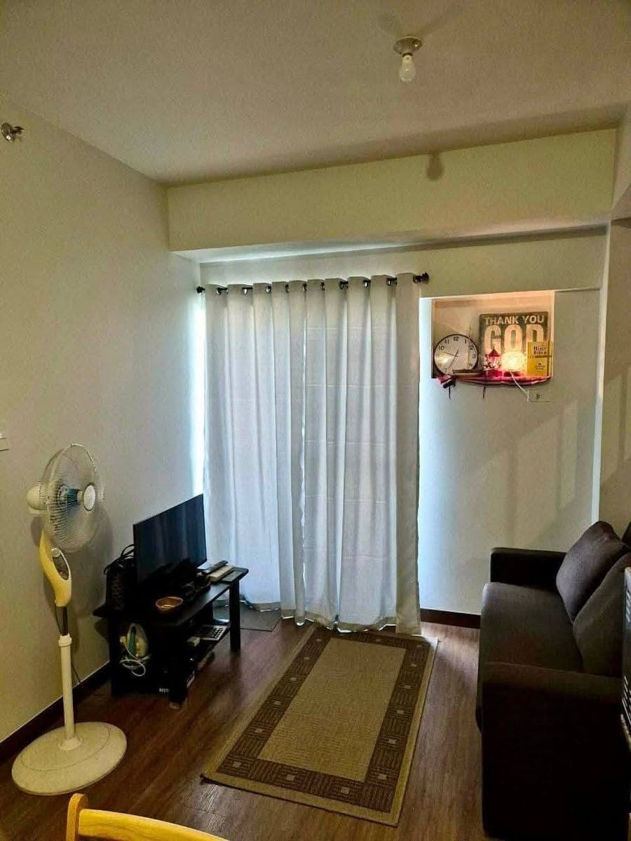 𝐅𝐎𝐑 𝐑𝐄𝐍𝐓 One Bedroom with Balcony Condo Unit at The Aston Place by DMCI. - photo 4