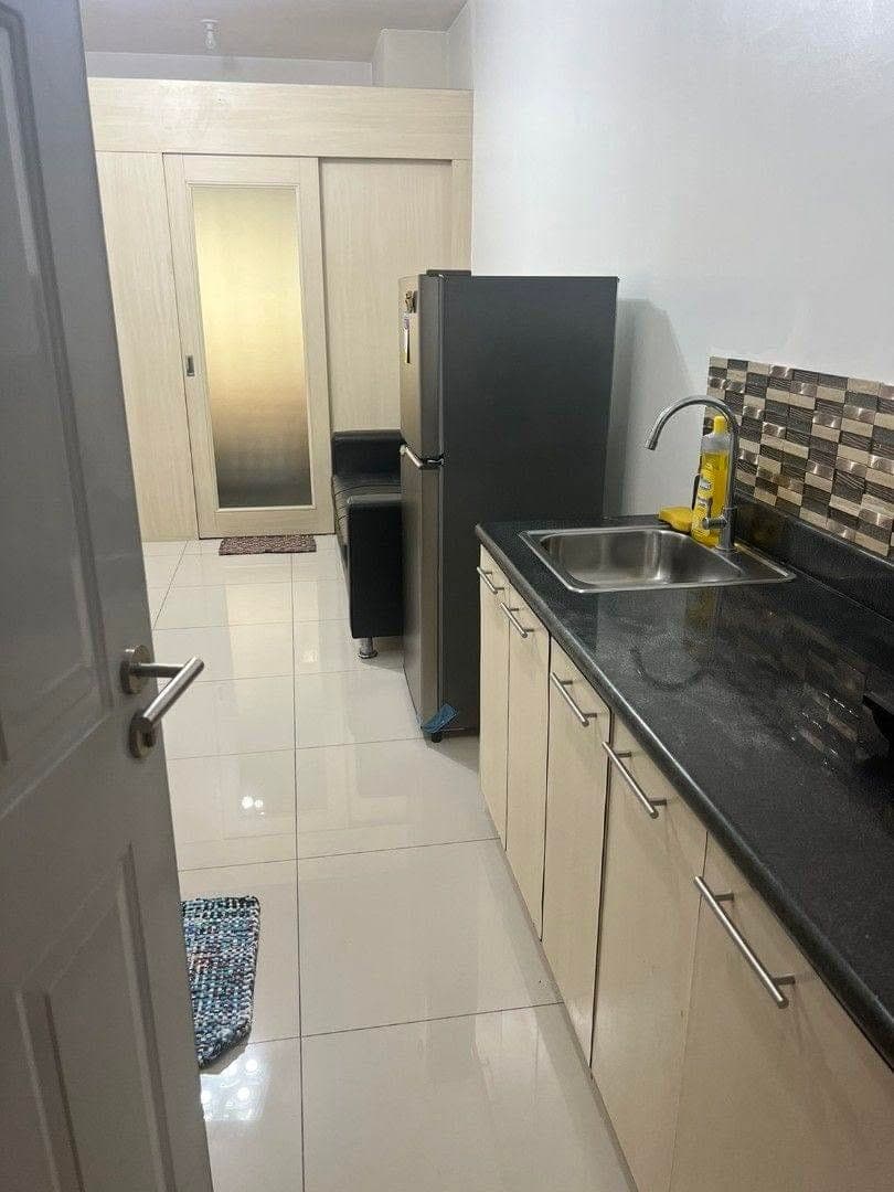 Fully Furnished 1 Bedroom Condo Unit For Rent - 29th Floor at Berkeley Residences - photo 1