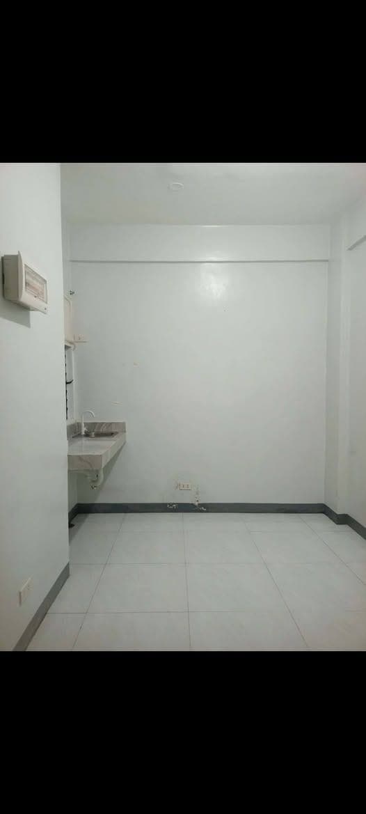 🚫FOR FEMALE TENANTS ONLY - photo 3
