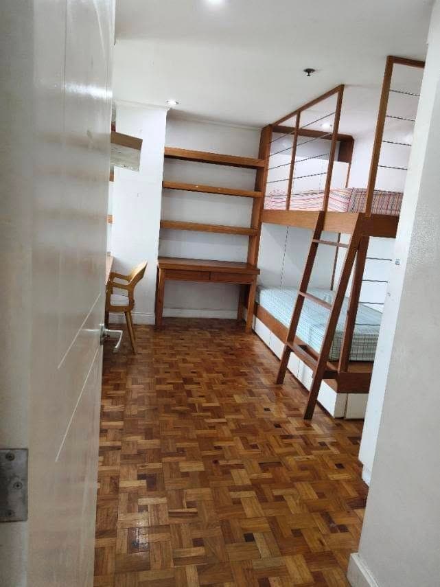 2 br condo unit for rent in P Guevarra San Juan near Santolan town Plaza with 2 parking slot- furnished - photo 2