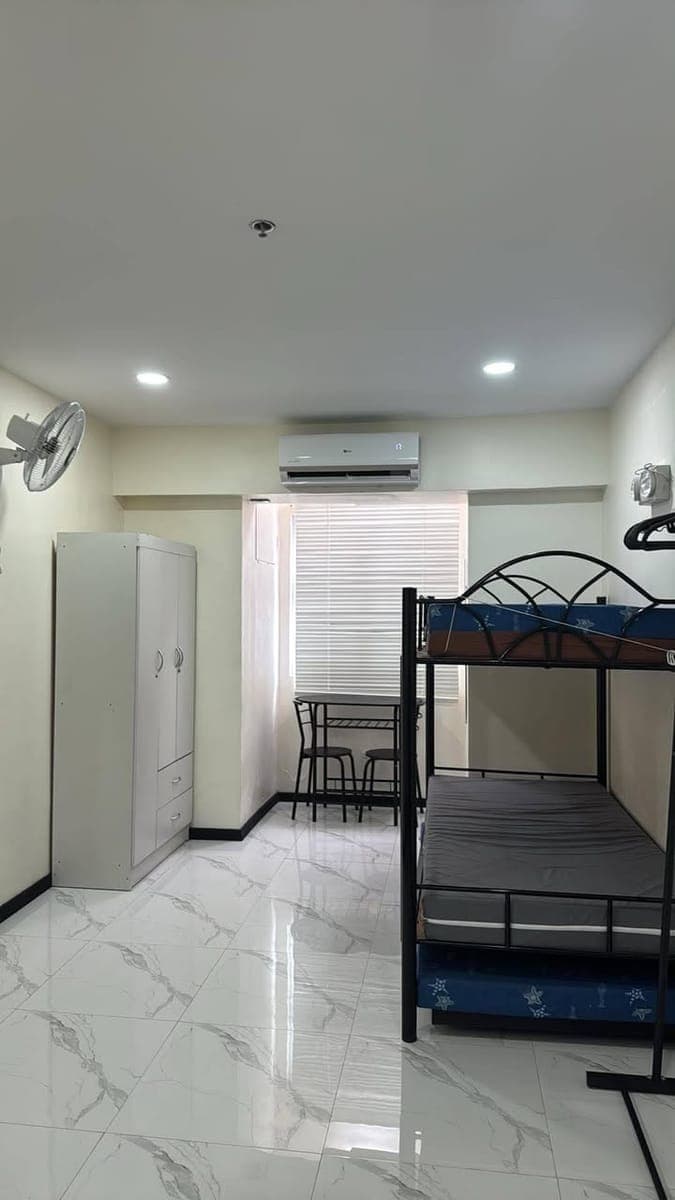 FOR RENT: STUDIO TYPE(Victoria De manila Tower2) - photo 2