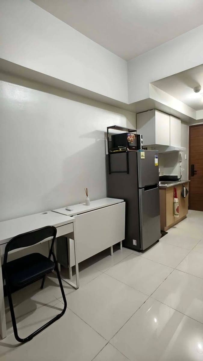 For Rent Condominium in Pasay - photo 2