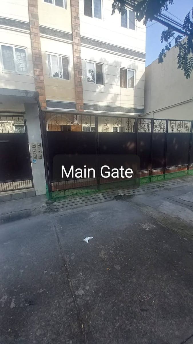 🏡 Cozy 2-Bedroom Apartment for Rent in Parañaque🏠 - photo 1