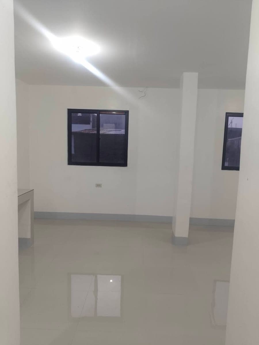 6K ONLY TAGUIG AREA LOFT TYPE STUDIO - photo 5