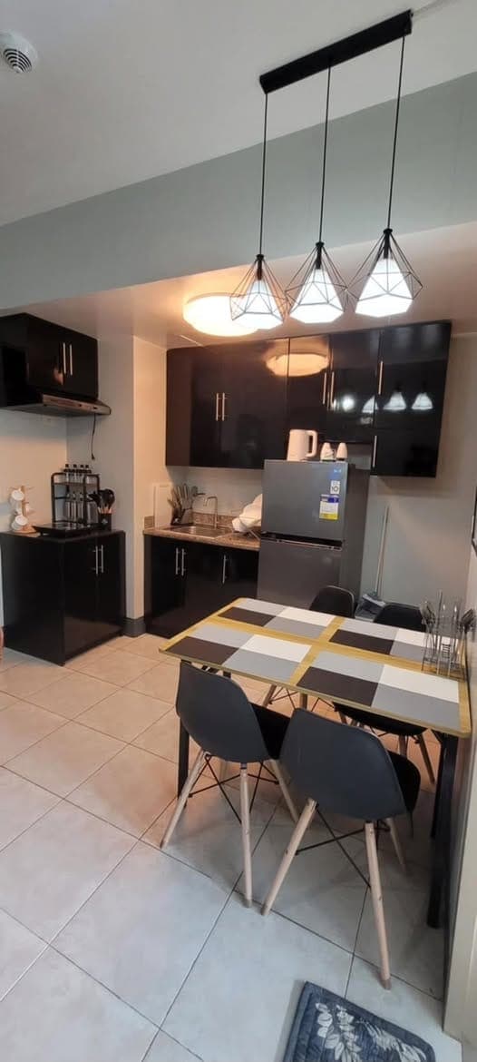 🔑 FOR RENT –  Furnished 2BR Condo 📦 Minimalist Style | Move-in Ready - photo 3
