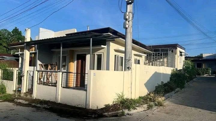 Brand New house rent 2 room's gated street can park safe area guarded corner lot. No baha - photo 2