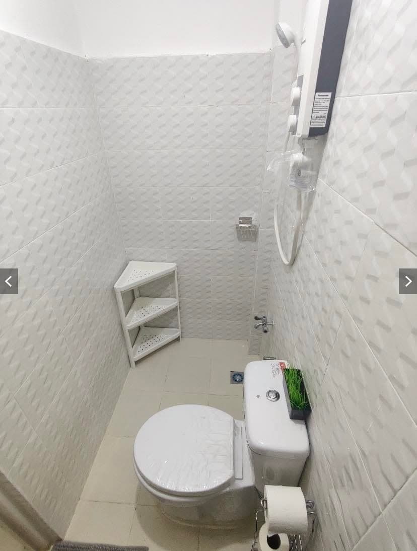 Under NEW ADMIN!!! – We currently have **bed spaces available for FEMALE tenants only**. - photo 4