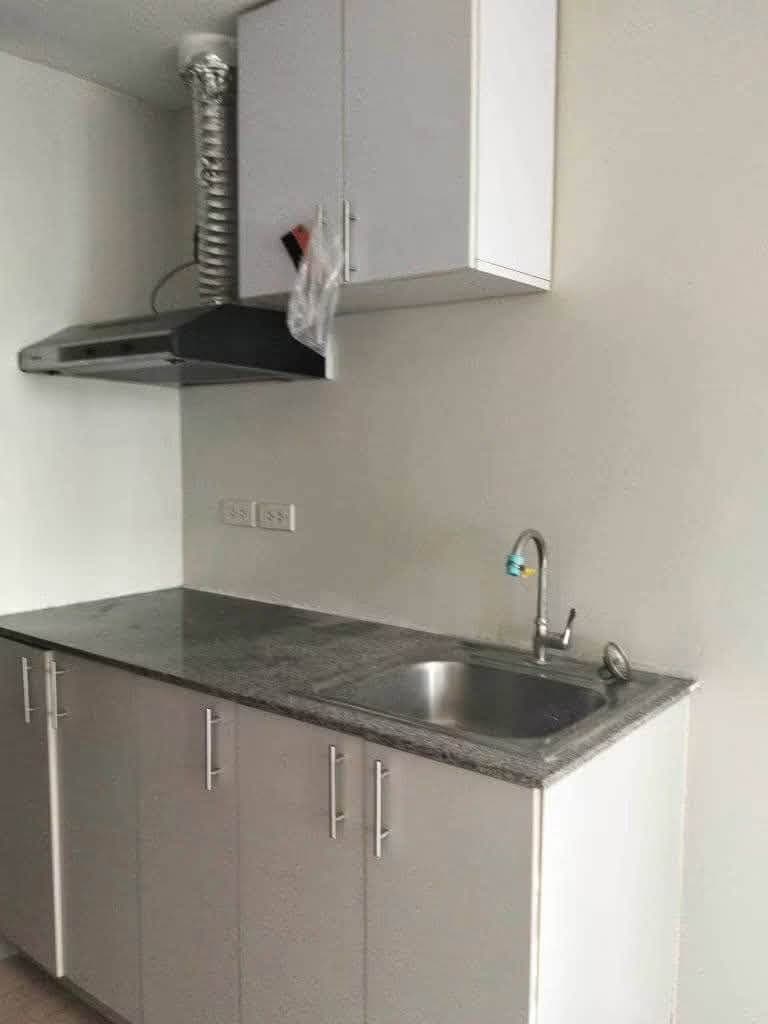 - we have a 1 bedroom unit 26sqm (turned studio now) available for rent. - photo 2